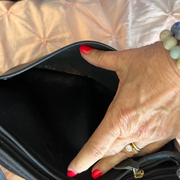 Coach Black Leather Shoulder Bag - Picture 5 of 11